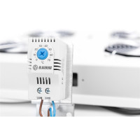 DIGITUS DN-19-FAN-4-N - Dachlüftereinheit für Unique Netzwerk & Dynamic 4 Lüfter, Thermostat, Schalter, grau (RAL 7035)
