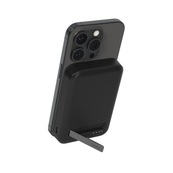 Belkin BoostCharge Pro, 8000 mAh, Kabelloses Aufladen, Schwarz