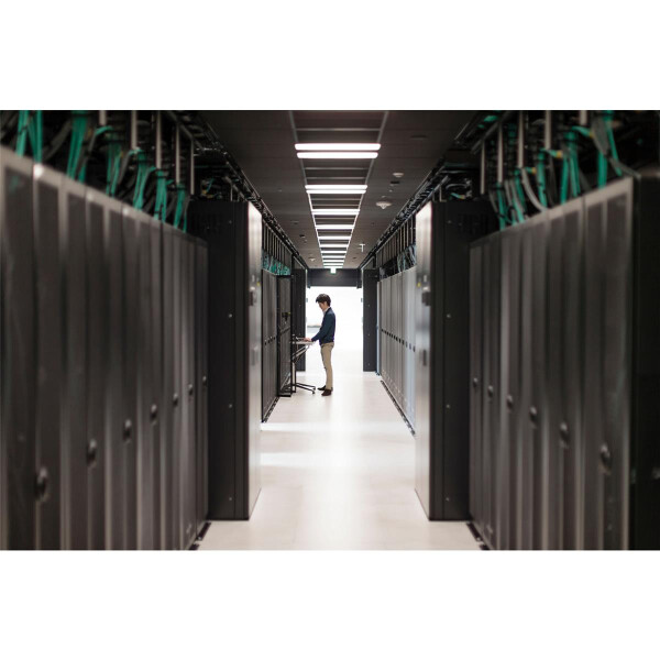 HPE Aruba Networking 6200M, Managed, L3, Gigabit Ethernet (10/100/1000), Power over Ethernet (PoE), Rack-Einbau