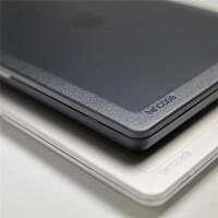 Incase Edge Hartschalenhülle mit Makrolon® für ein MacBook Air von 15 Zoll (ca. 38 cm) (M2/M3, 2023–2024), Hartschalenkoffer, 38,9 cm (15.3")