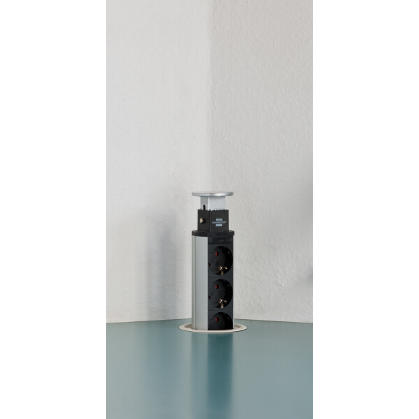 Brennenstuhl 1396200013, 2 m, Drinnen, Aluminium, Aluminium, Schwarz, 3 AC-Ausgänge, Schwarz